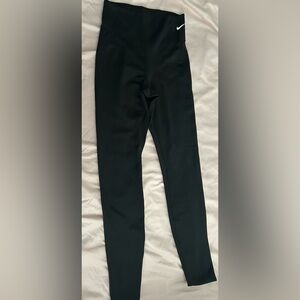 Nike DRI-FIT Black leggings